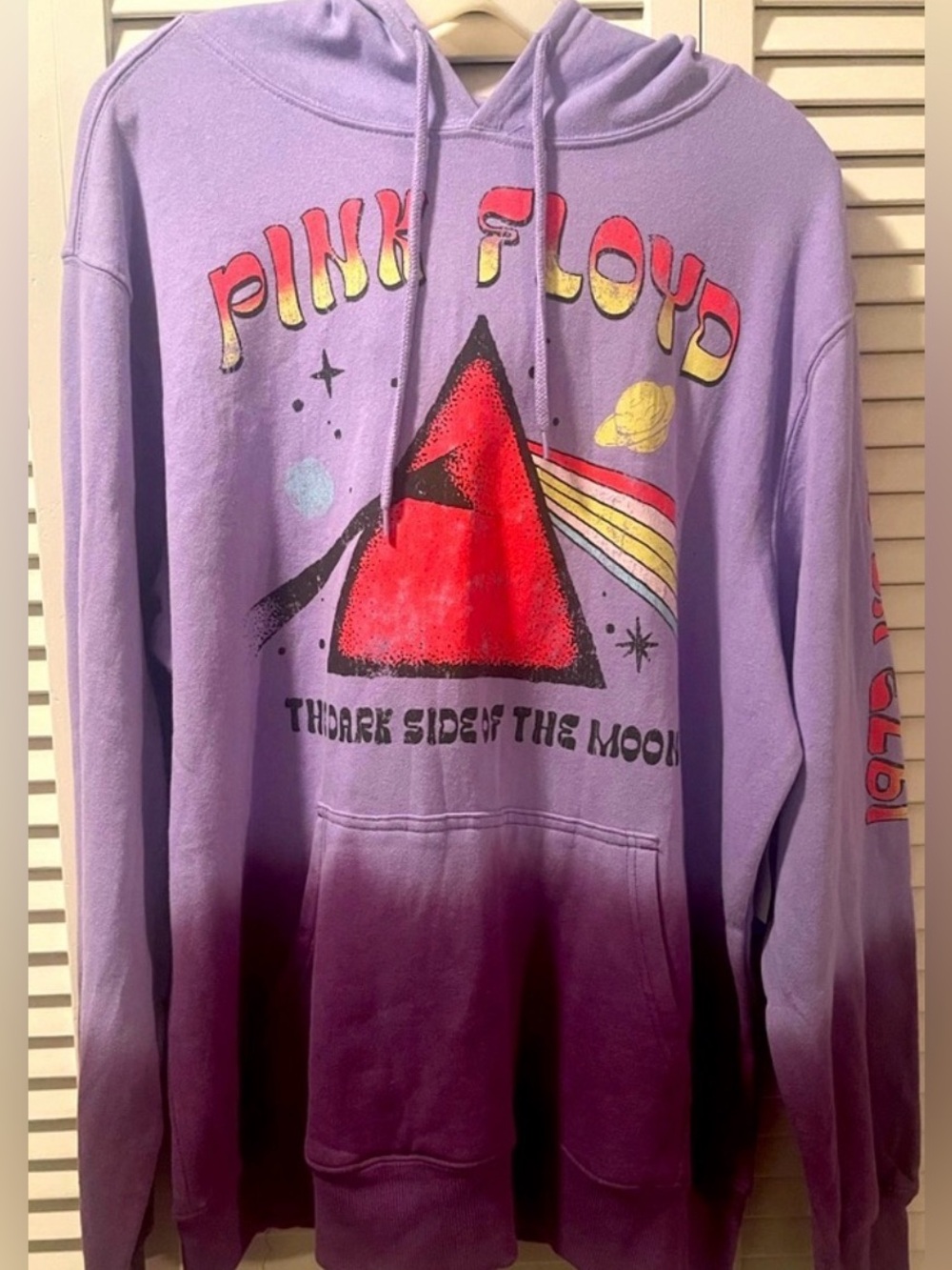 Pink Floyd Dark Side Of The Moon Hoodie Sz Large Purple Dye Vintage Look EUC - Picture 1 of 4